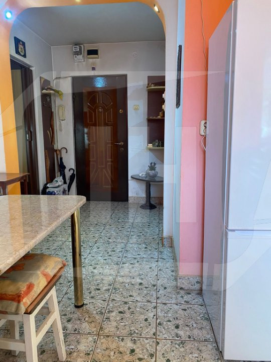 Apartament 1 camera, etaj intermediar, zona Bld Primaverii