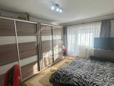 Apartament cu 3 camere, etaj 2, cartier Marasti