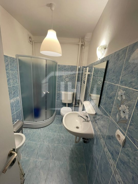 Apartament 2 camere, decomandat, Centru zona Opera Maghiara