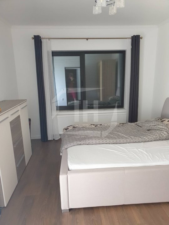 Duplex 4 camere, 3 parcari, zona Razoare