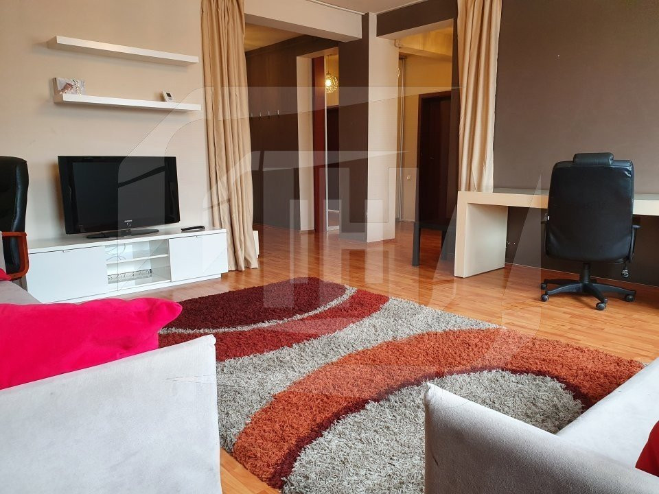 Apartament de 2 camere, parcare, terasa, zona Piata Mihai VIteazu