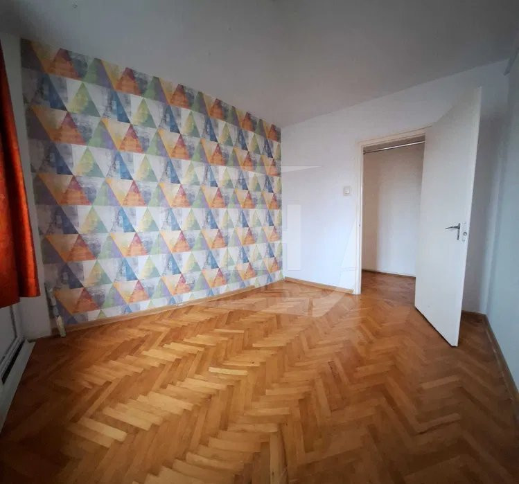 Apartament 3 camere, boxa depozitare, in Gheorgheni!