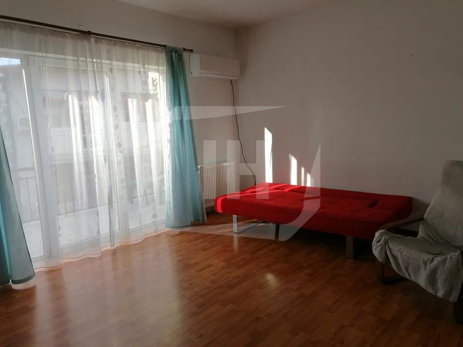 Apartament 2 camere, decomandat, Central zona Piata Mihai Viteazul