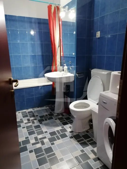 Apartament 2 camere, decomandat, Central zona Piata Mihai Viteazul