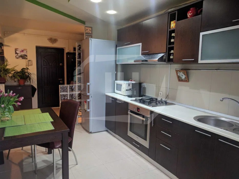 Apartament 2 camere, decomandat, cartier Buna Ziua