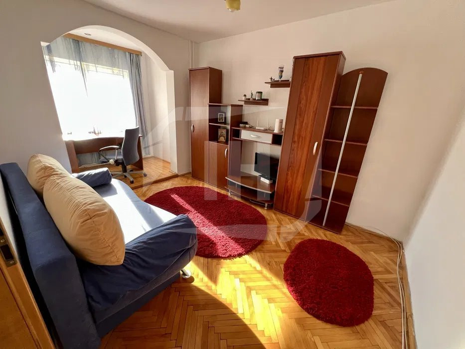 Apartament 3 camere, decomandat, zona Kaufland Marasti