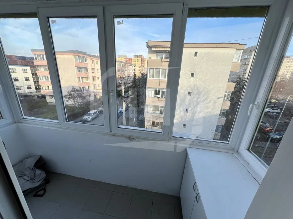 Apartament 3 camere, decomandat, zona Kaufland Marasti