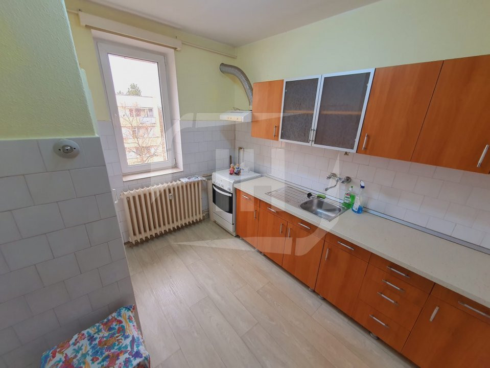 Apartament cu 2 camere, zona Iulius Mall