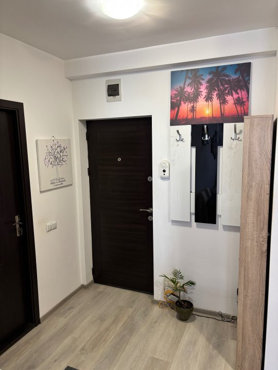 Apartament 2 camere, etaj intermediar, zona Complex Oasului