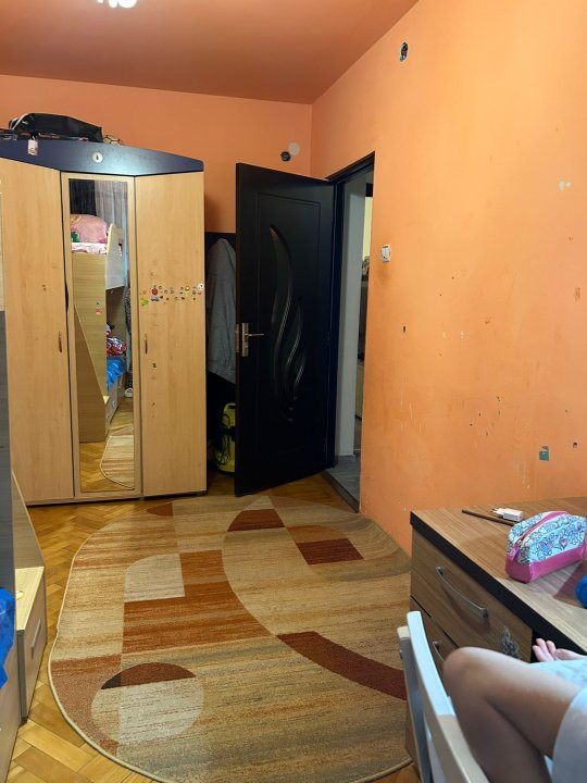 Apartament cu 2 camere, decomandat, zona Liviu Rebreanu