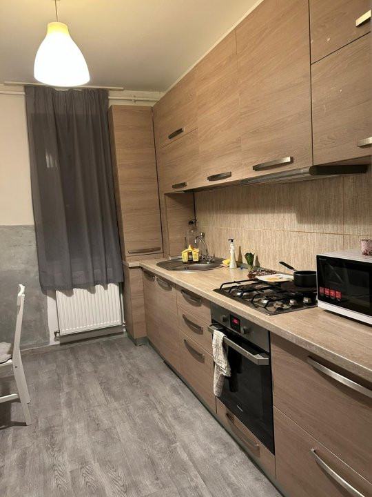 Apartament cu 2 camere, decomandat, zona Liviu Rebreanu