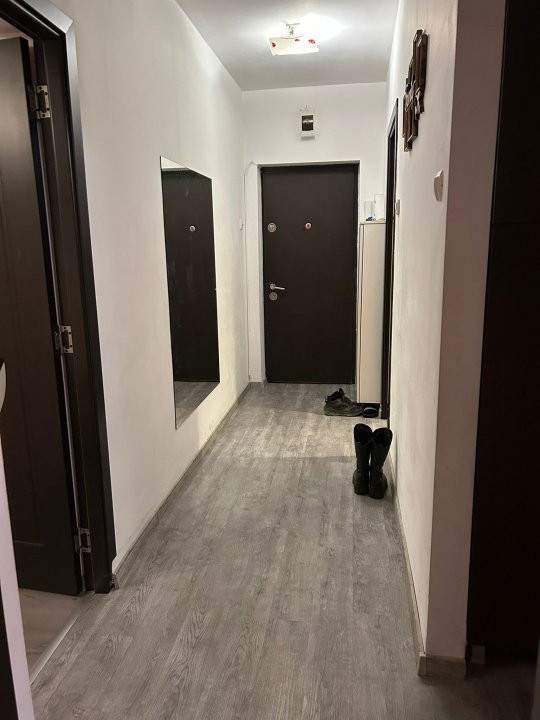 Apartament cu 2 camere, decomandat, zona Liviu Rebreanu