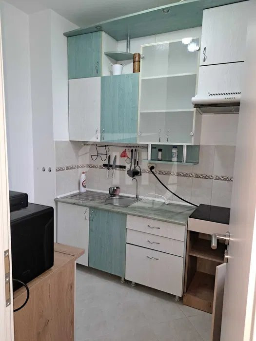 Apartament 2 camere, semidecomandat, zona Dorobantilor