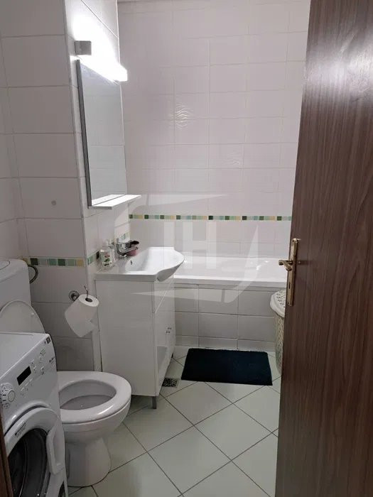 Apartament 2 camere, semidecomandat, zona Dorobantilor