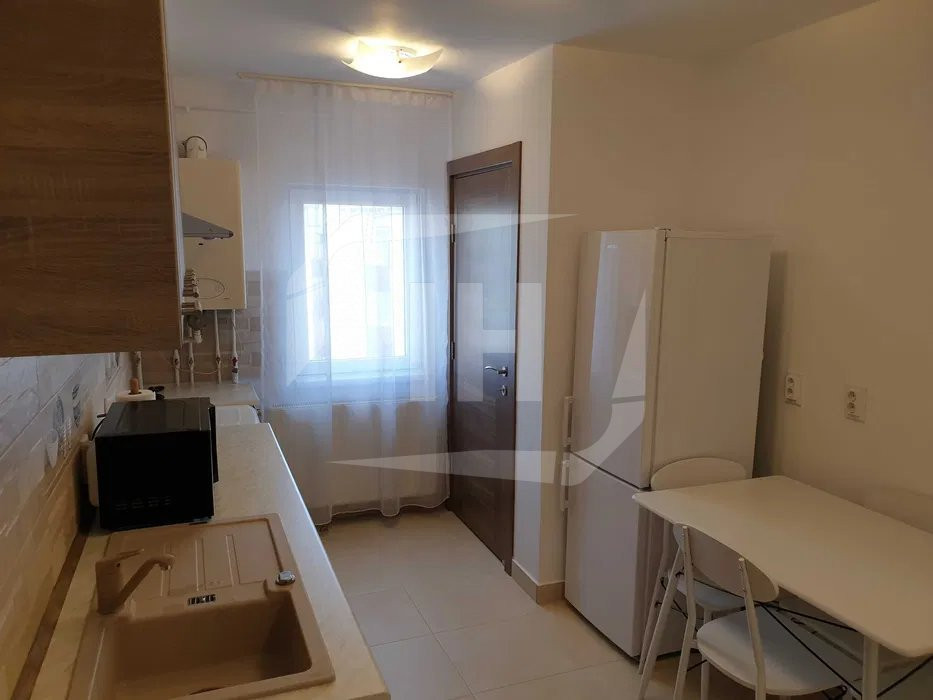 Apartament 2 camere, semidecomandat, parcare, Gheorgheni zona Titluescu