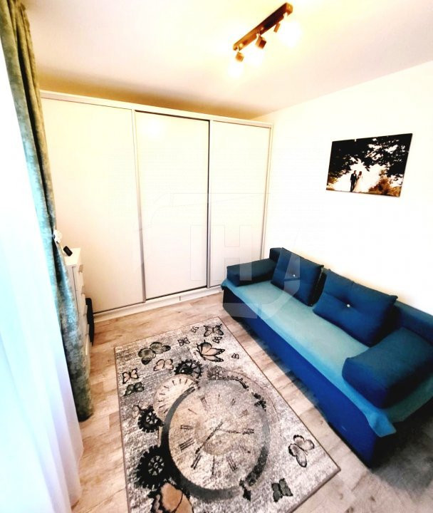 Apartament 3 camere cu priveliste, parcare, zona Vivo