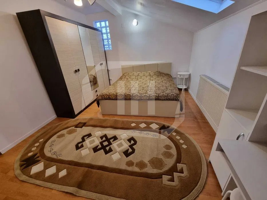 Apartament 3 camere, 2 bai,  imobil tip casa, modern, curte, zona Cluj Arena