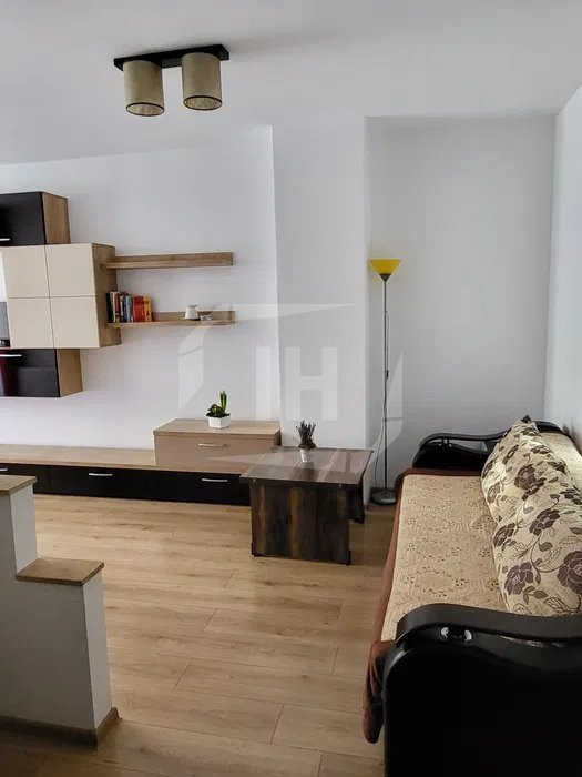 Apartament 3 camere decomandate in bloc nou