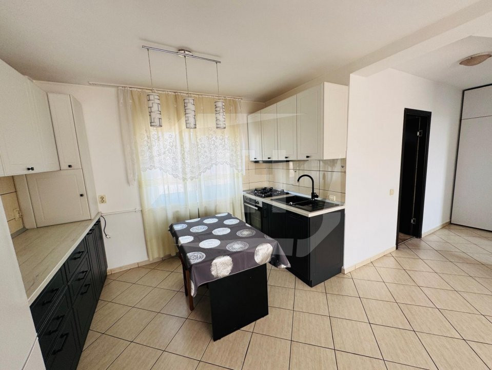 Apartament scara interioara, zona strazii Dumitru Tautan, Floresti