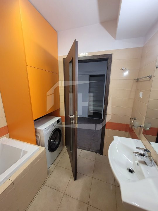 Apartament cu 1 camera, etaj intermediar, zona Iulius Mall