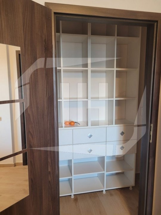 Apartament cu 1 camera, etaj intermediar, zona Iulius Mall