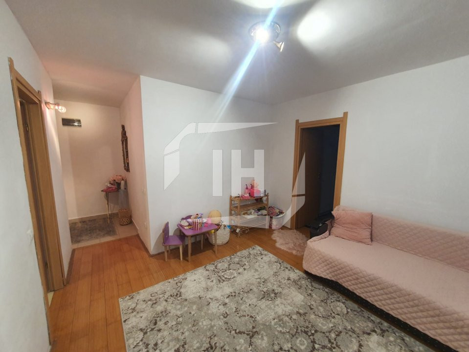 Apartament cu 2 camere, etaj intermediar, Borhanci