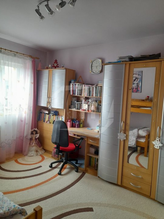 Apartament 2 camere decomandate, etaj intermediar, in Marasti