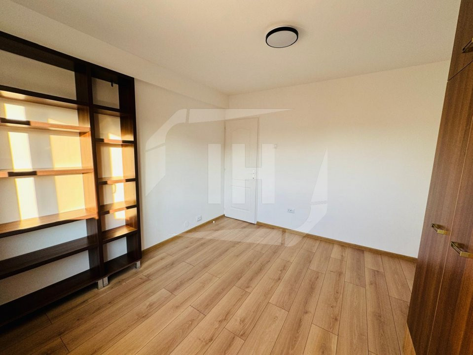 Apartament 2 camere, decomandat, langa Iulius Mall