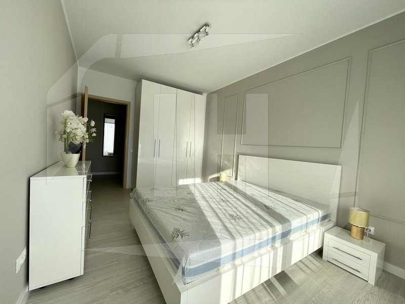 Penthouse cu 4 camere, 105 mp utili, terasa, zona Zorilor