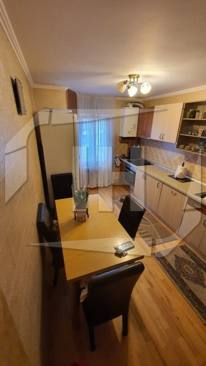 Apartament 4 camere, parcare, zona Strazii Dambovitei