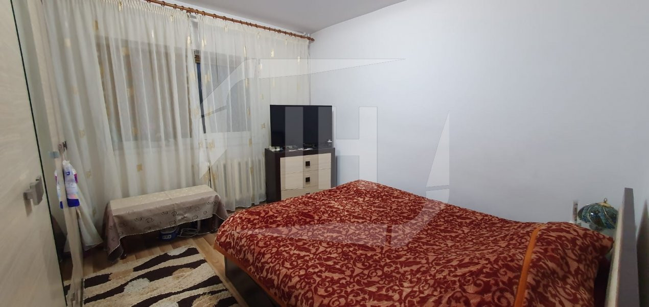 Apartament 3 camere, decomandat, Manastur